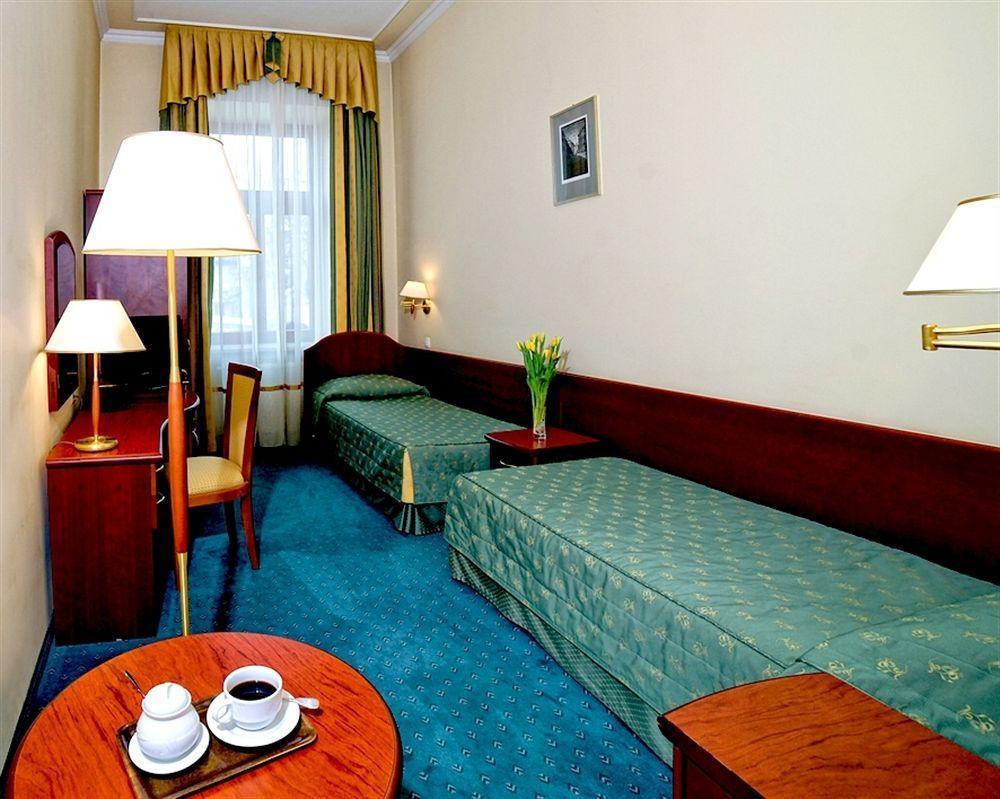 Hotel Palace Europa Lublin Exterior foto